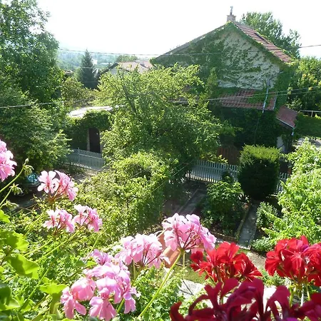 Retro - 19Th Century Guest House